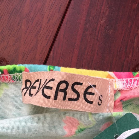 REVERSE Flower CROP Top Size Small - Picture 8 of 8